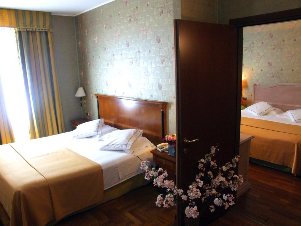 Hotel Palazzo Lovera Cuneo Exterior foto