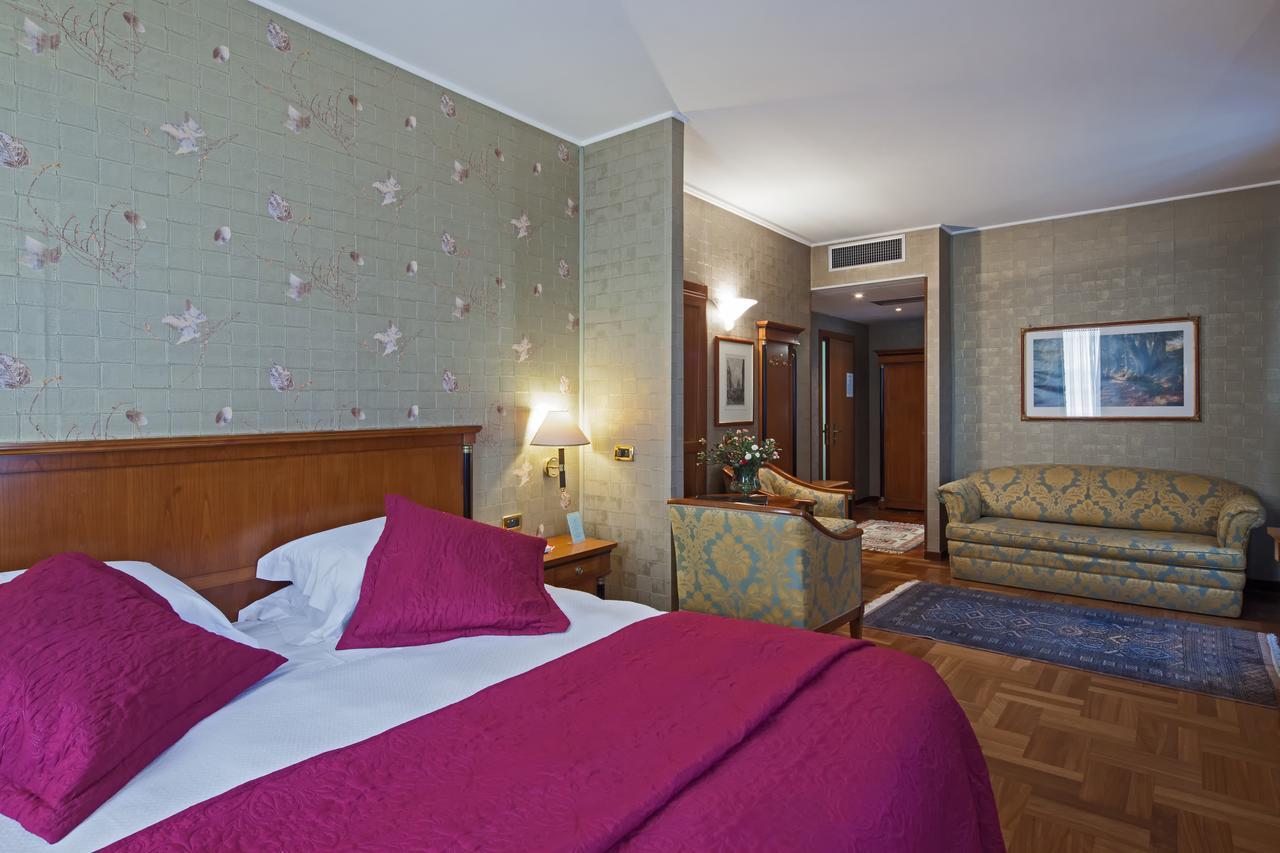 Hotel Palazzo Lovera Cuneo Exterior foto